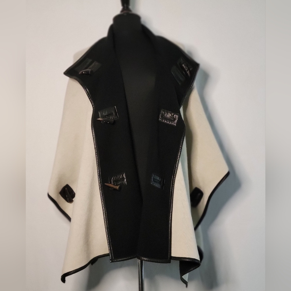 Zoe Couture Reversable Cashmere Wool Blend Cape With Soft Leather Piping